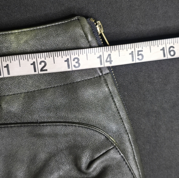 Phoebe Faux Leather Cargo Skirt - Picture 10 of 14